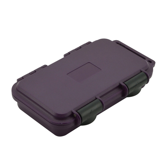 حافظة بلاستيكية