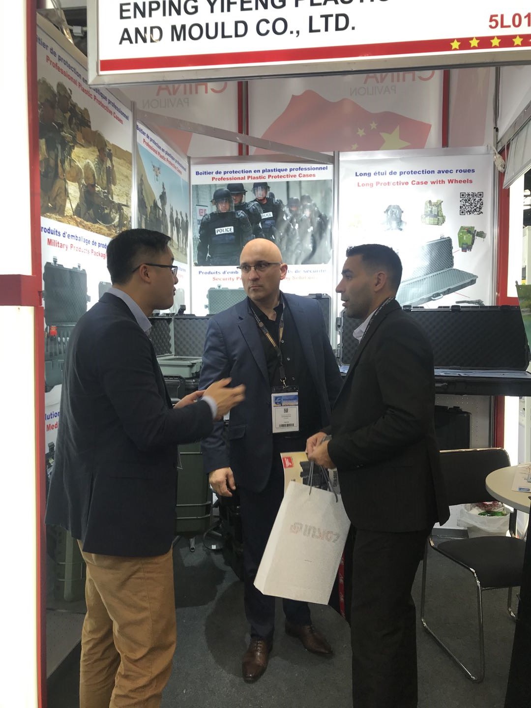 F8EE0C9FFF1AA9F40DF13C91DD9242A.